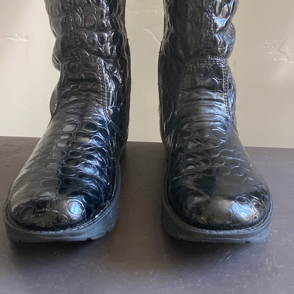 SOLD Kalso by Earth Elite Black Patent Leather Knee High Waterproof Boots! - Picture 11 of 12